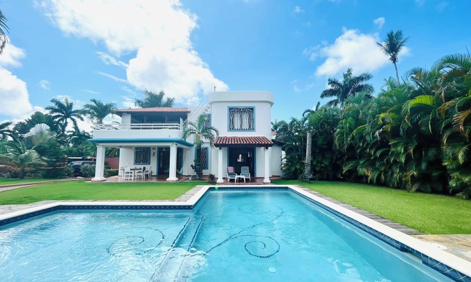 Las Galeras Villa | Villa Jeff & Jyps, 2 rooms, swimming-pool, 2 min from the beach and town