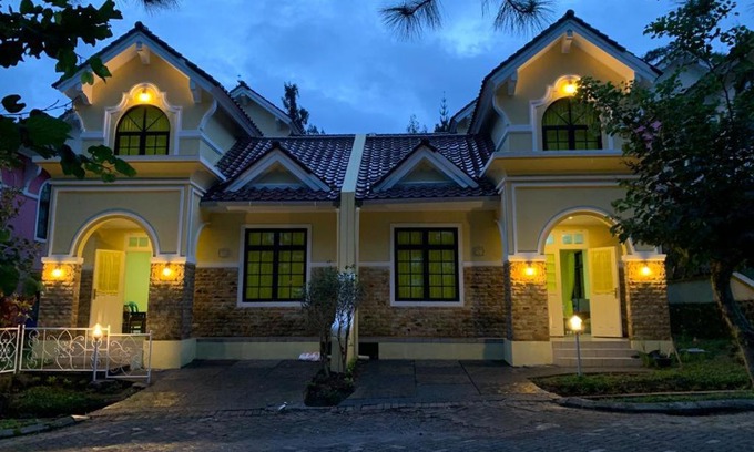 Cipanas Villa | Villa Kota Bunga 2 kamar full wifi harga budget