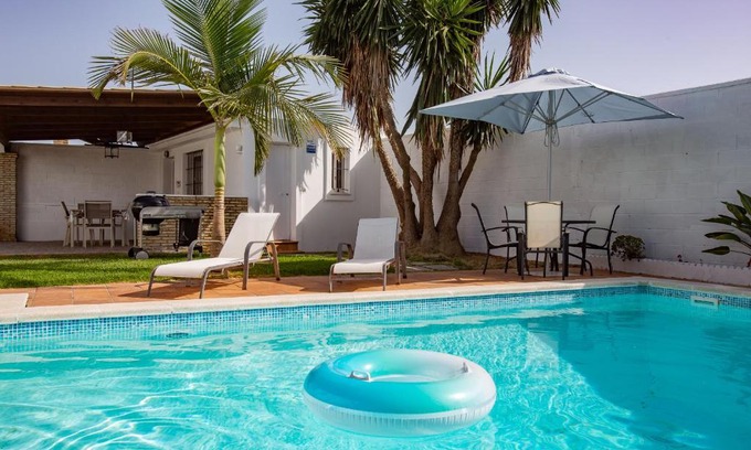 Sanlucar de Barrameda Villa | Villa las Raices