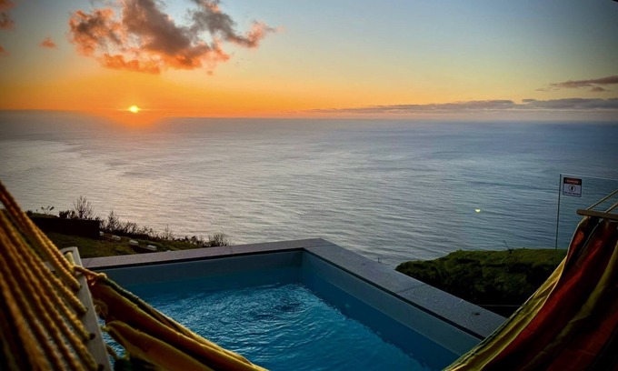 Faja da Ovelha Villa | Villa Leonor, an exclusive 3-bedroom cliff-side retreat, luxury and tranquillity