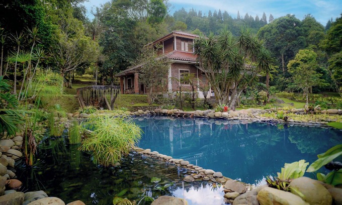 Ciloto Villa | Villa Lingga Puncak