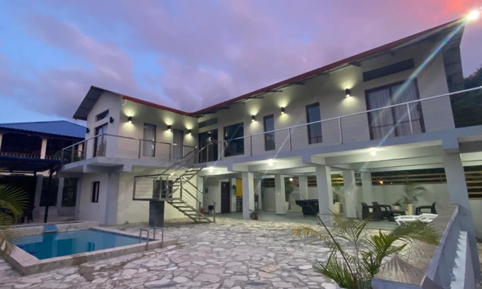 Pinar Quemado Villa | Villa Mónaco Jarabacoa RD