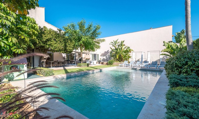 Pollensa Villa | Villa 'Maronja' with Private Pool, Wi-Fi and Air Conditioning