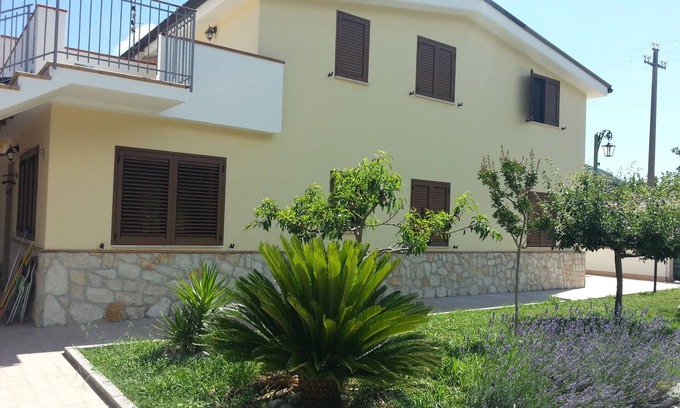 Torre Orsaia Villa | Villa Mary portion of semi-detached house - First Floor.