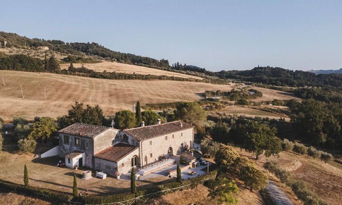 Volterra Villa | Villa Monte Nero - Nine Bedroom Villa, Sleeps 22