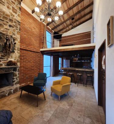 Huasca De Ocampo Villa | Villa Nidawi by Natut Huasca