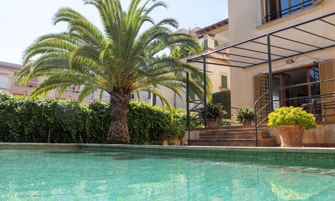 Plaza de Toros Ski Chalet | Villa Palma 3 - Private pool villa in Palma