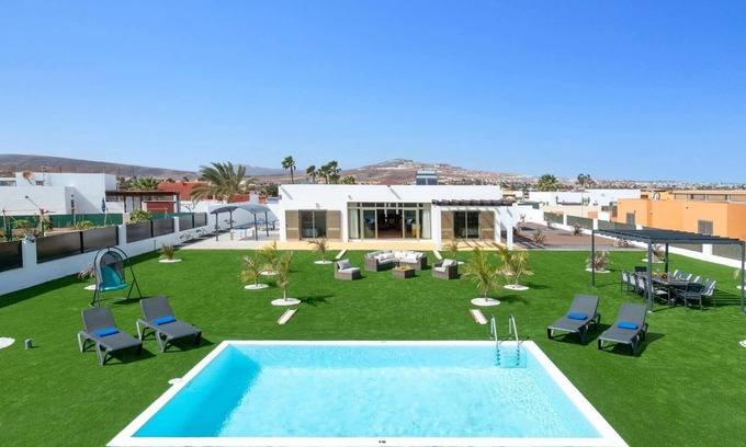 Costa de Antigua Villa | Villa Pause by Villa Plus