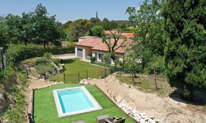 Malemort-du-Comtat Villa | Villa Plein SUD EN Provence