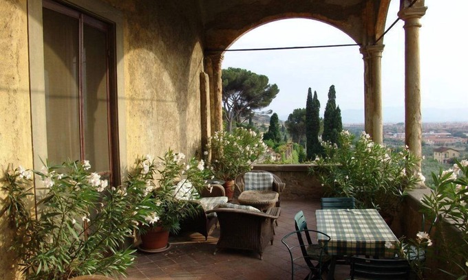 Prato House | Villa Rucellai
