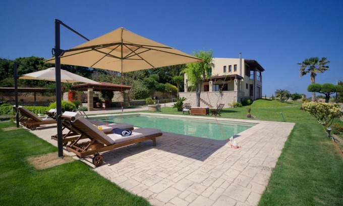 Kalavarda Villa | Villa Russelia