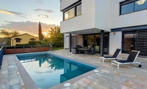 Huetor Santillan Villa | Villa Sierra, pool & BBQ