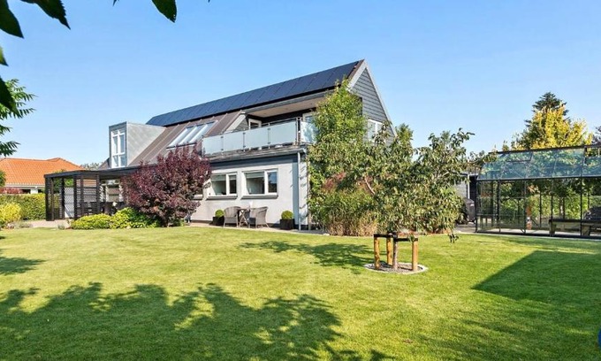 Silkeborg Bed & Breakfast | Villa Søholt - Silkeborg Bed and Breakfast