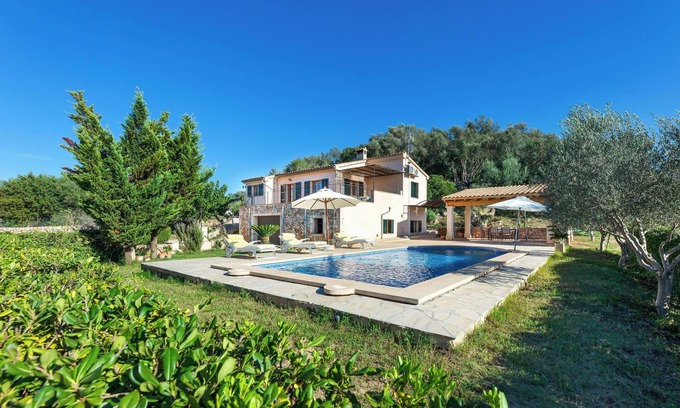 Costitx House | Villa Son Allarga with Pool, Wi-Fi & Terrace