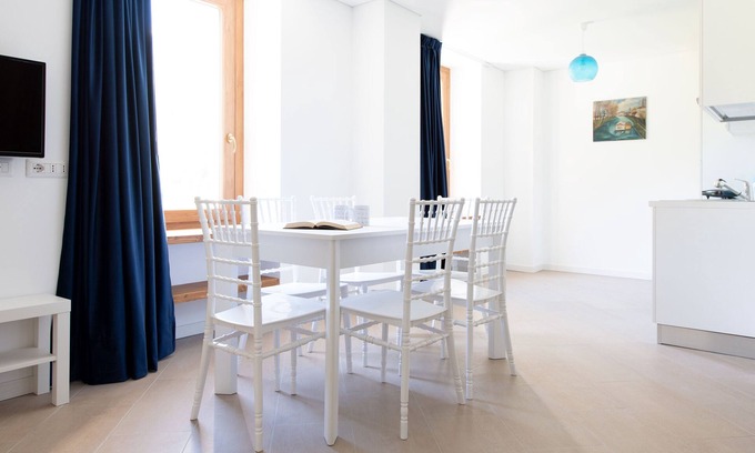 Valdisotto Apartment | Villa Tola - Blu - One Bedroom Apartment, Sleeps 5