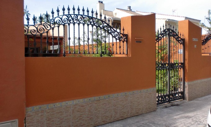 Valdelagrana Villa | Villa Valdelagrana fantastic for families