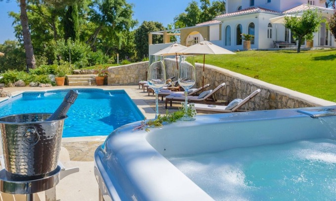 Alhama de Granada Villa | Villa Valparaiso Alhama de Granada by Ruralidays