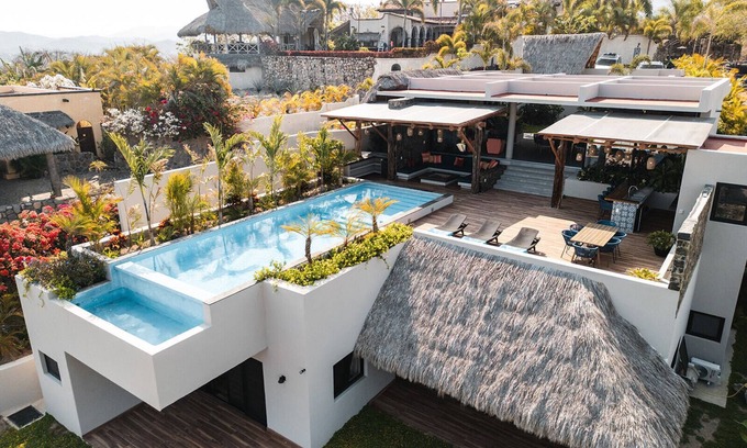 Ursulo Galvan Villa | "Villa Vistancia" Newly Constructed Modern Luxury 5BR/6BA Villa near Sayulita