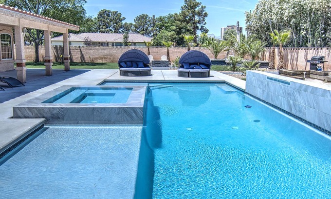 Enterprise Villa | Villa with 1/2 acre oasis