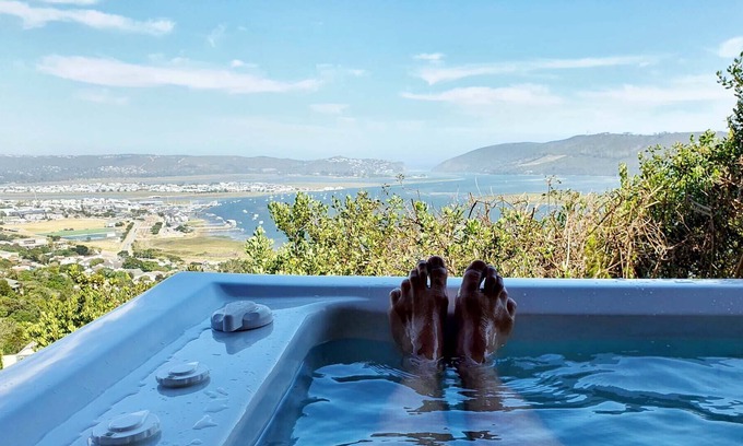 Paradise House | Villa with amazing views and Jacuzzi