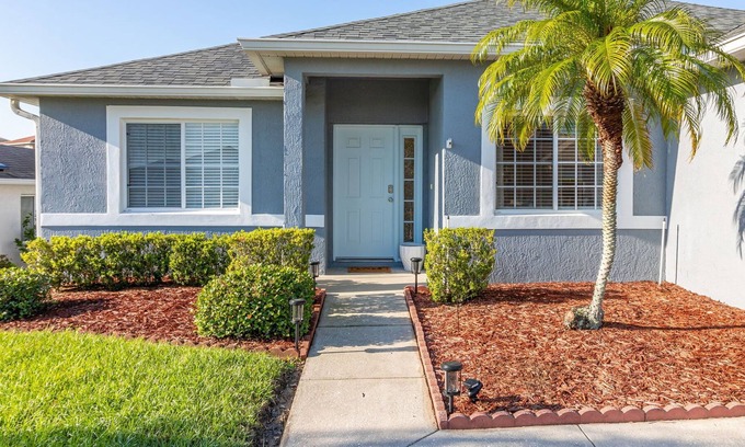 Hillcrest Estates Villa | Villa with pool, recently refurbished, Disney is only a 20 minute drive