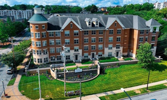 Corryville Apartment | Village 1BD 1 - One Bedroom Apartment, Sleeps 2