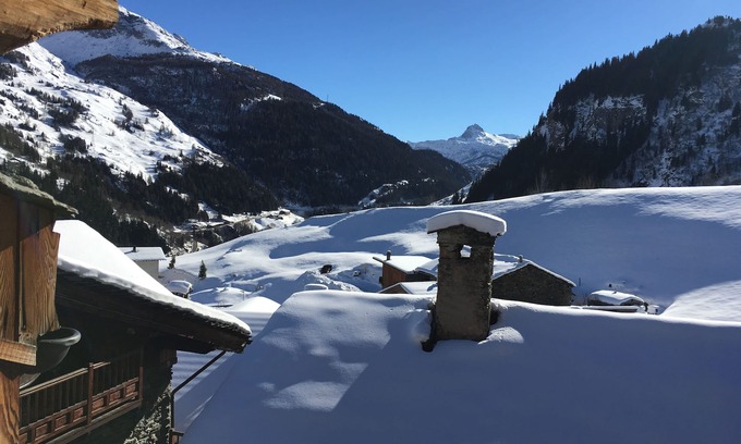 Villaroger Ski Chalet | Village chalet near stations 12 beds View 170m2 Hammam Finnish bath