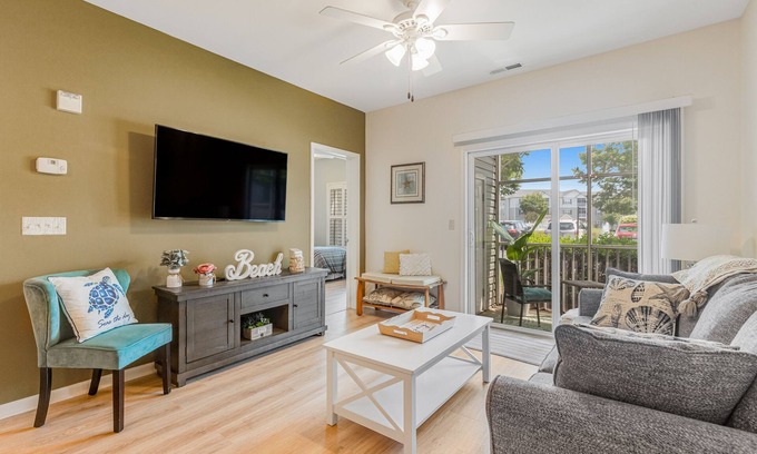 Lewes Condo | Villas at Bay Crossing - perfectly appointed with pool & patio - beaches nearby