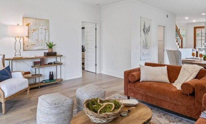 Jacksons' Gap House | Villas at Bay Ridge Unit 4