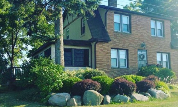 Geneva House | Vineview Inn-Farm Experience in the Heart of Wine Country-ice wine festival area