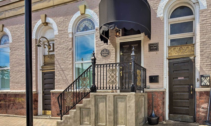 La Porte Apartment | Vintage Apartment in Historic Downtown La Porte!