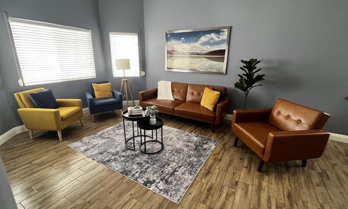 North Las Vegas House | Vintage Residence whit 3 Bedroom and Billard Table