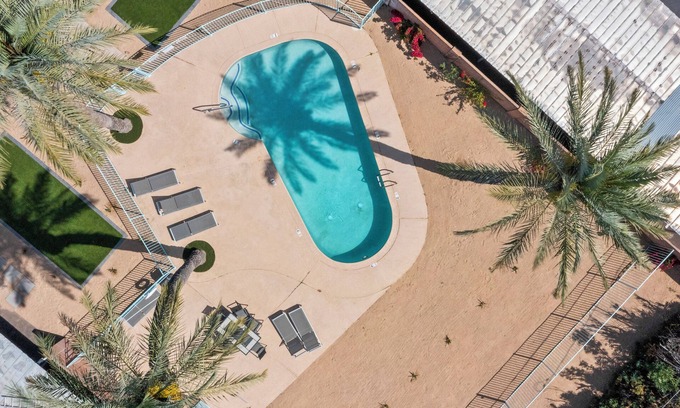 Camelback East Apartment | Viridian Biltmore Villa with Pool