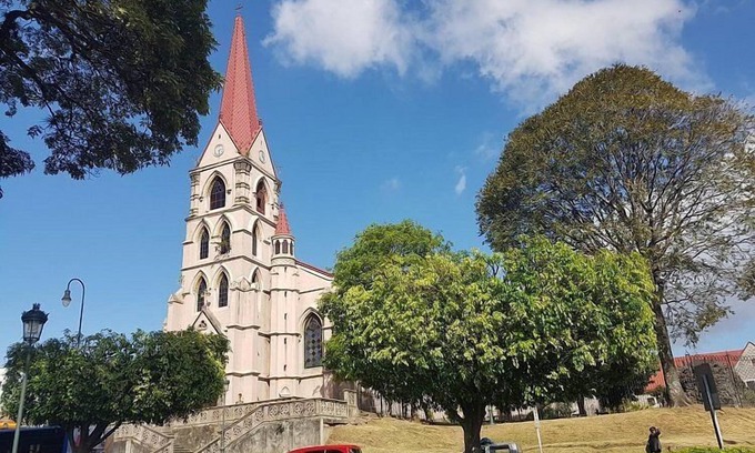 San Jose Hotel | Visit Famous Spot of Worship at Iglesia de la Merced! Pets Allowed, FREE Parking