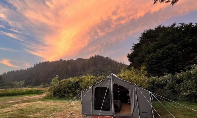 Klamath Apartment | Vista Glamping Tent!