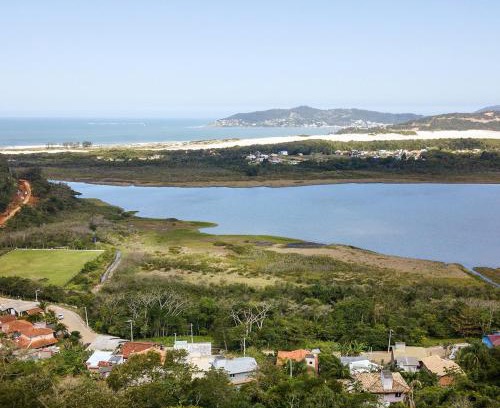 Garopaba Villa | Vista para o Mar Dunas e Lagoa em Garopaba