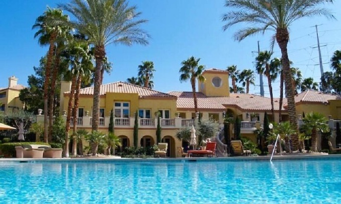 Las Vegas Condo | Viva Las Vegas! Furnished Luxury Resort-By LV Strip NO Room Tax Min 30 Nights