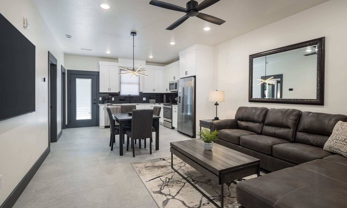 Moab South Valley Apartment | Vizcaya #10 - Moab's Newest Luxury Rental