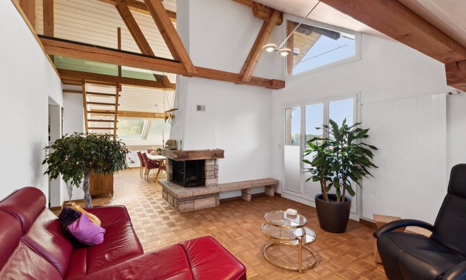 Kloten Villa | VK Zürich Airport Homestay Villa Bänikon
