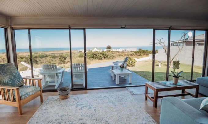 Grotto Bay House | Voir la Mer - Grotto Bay