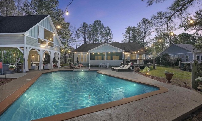 Fuquay-Varina Villa | Voted Best Pool House in the Triangle.