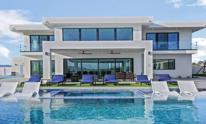 Temecula Villa | Voted Vacation Rental of The Year out of millions of homes on VRBO!