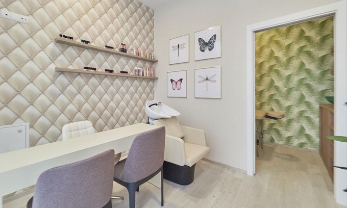 El Besos i el Maresme Apartment | Vrbo Property