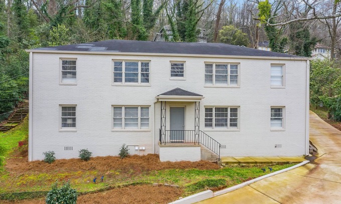 Five Points South Condo | Vulcan Suites- Big Groups/King Beds/Free Parking