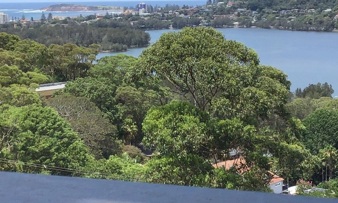 Elanora Heights Apartment | "Vuze" from the hill