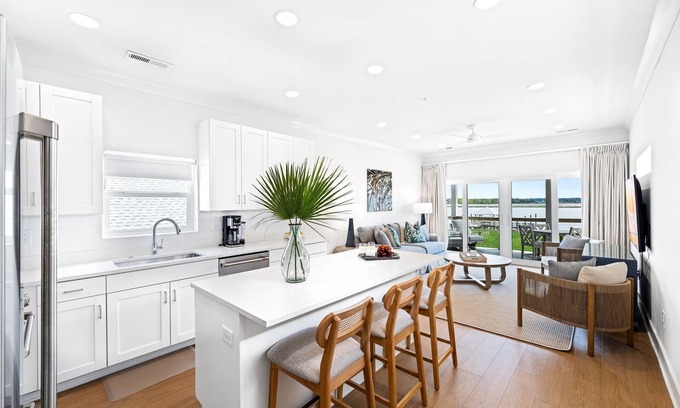 Georgetown House | Wahoo at Winyah Bay Club