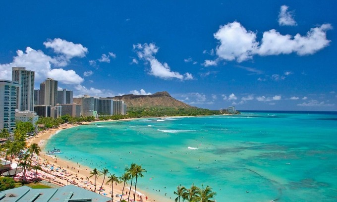 Waikiki Resort | Waikiki Beach Walk Resort Condo