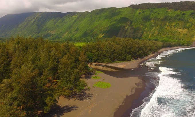 Waipio House | Waipio Valley and Ocean View