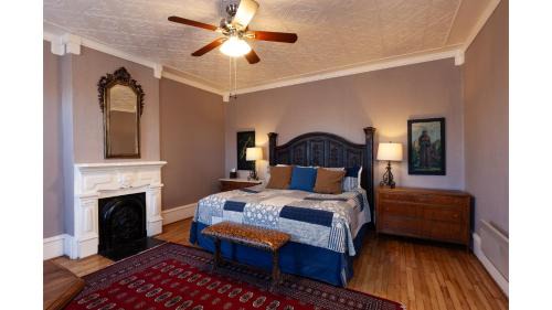 Cimarron Hotel | Waite Phillips - Historic Hotel