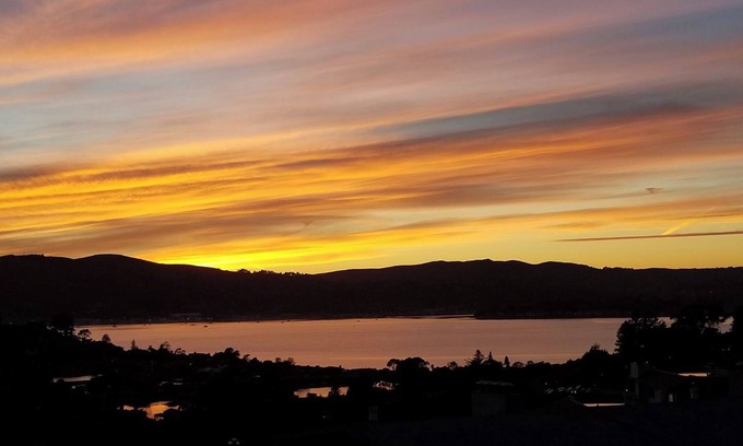 Belvedere Tiburon Apartment | Wake up to breathtaking bay views in Tiburon